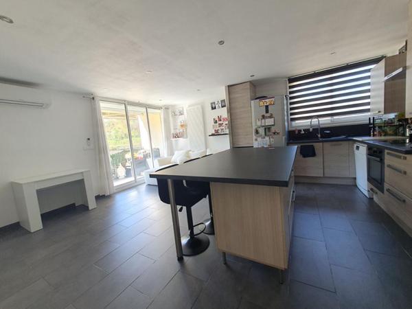 MARSEILLE (13011) APPARTEMENT T4
