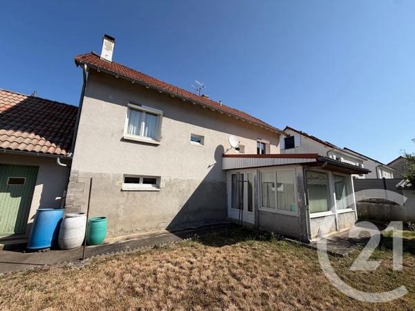 Maison à vendre  13 pièces - 146 m 2   JUSSAC  - 15