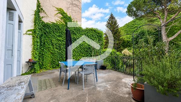 Maison 8 pièces 250 m2