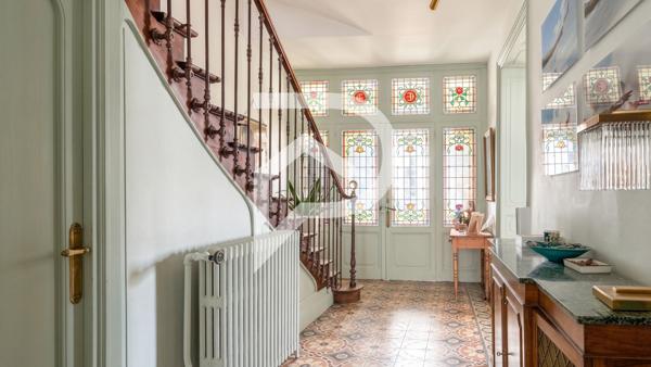 Maison 8 pièces 250 m2