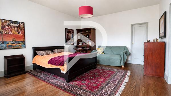 Maison 8 pièces 250 m2