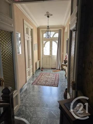 Maison à vendre  7 pièces - 480 m 2   MONTLUCON  - 03