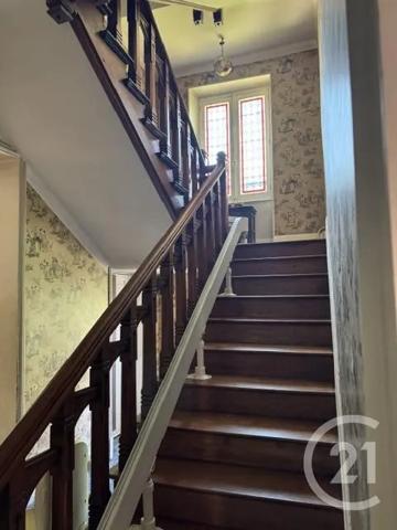 Maison à vendre  7 pièces - 480 m 2   MONTLUCON  - 03