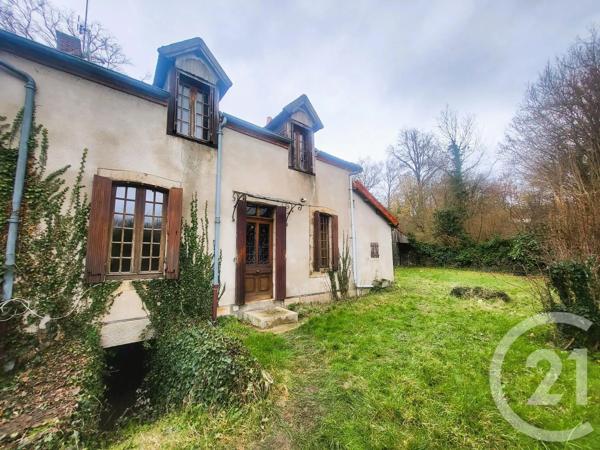 Maison à vendre  7 pièces - 480 m 2   MONTLUCON  - 03