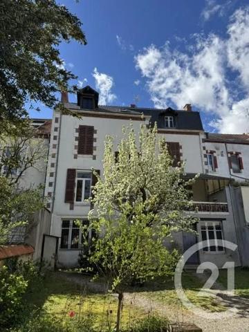 Maison à vendre  7 pièces - 480 m 2   MONTLUCON  - 03