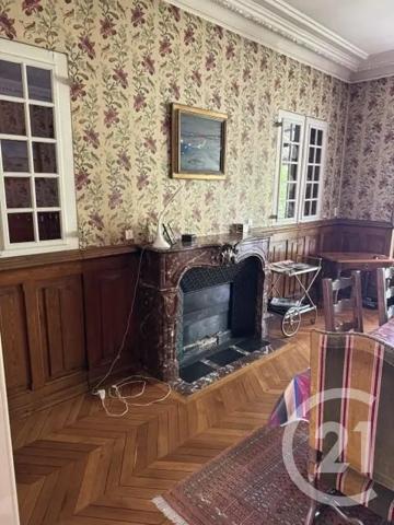 Maison à vendre  7 pièces - 480 m 2   MONTLUCON  - 03