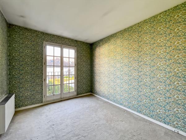 Maison spacieuse à vendre à Dammarie-les-Lys - 4 chambres et garage !