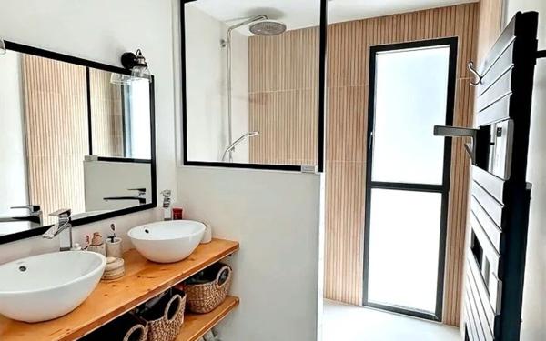 Maison à vendre    5 pièces • 202,57 m2 Saint-Martin-de-Hinx