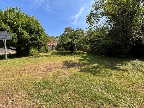 TERRAIN A VENDRE SUR ETAMPES