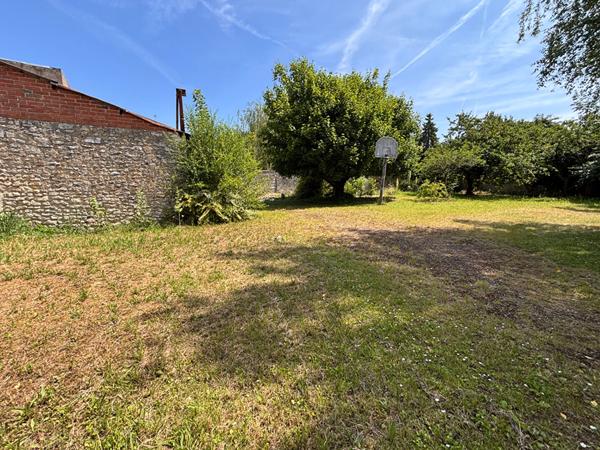 TERRAIN A VENDRE SUR ETAMPES