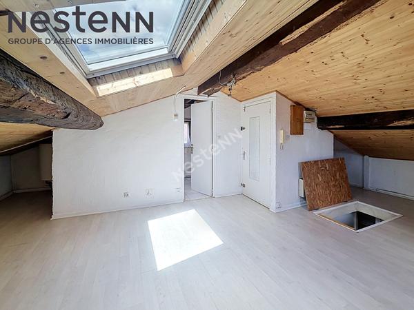Investisseurs - Deux lots - Surface - Lumière