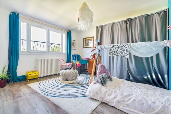 Maison 4 chambres sur sous-sol total