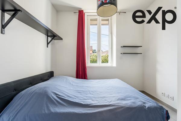 Maison individuelle rénovée avec piscine et garage à proximité des plages