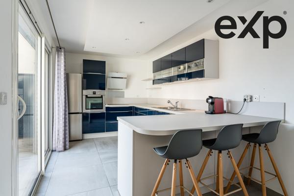 Maison individuelle rénovée avec piscine et garage à proximité des plages