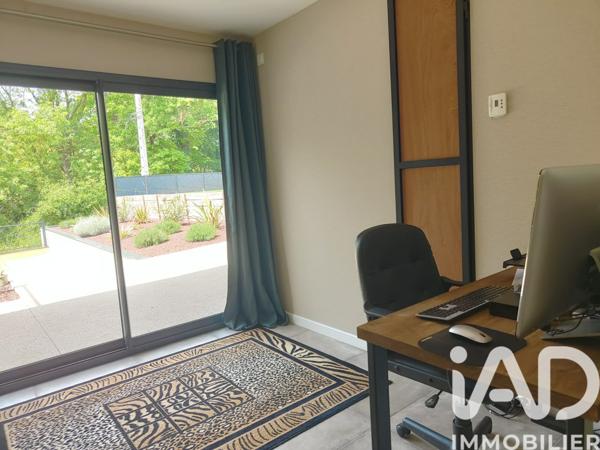 Maison à vendre 7 pièces 236 m² Saint-Martin-la-Plaine