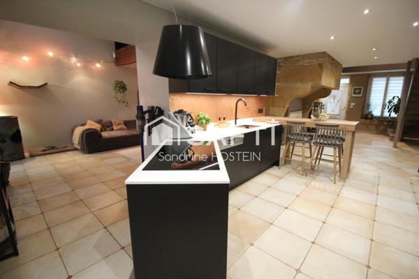 Ancien corps de ferme rénové sur 30ares!