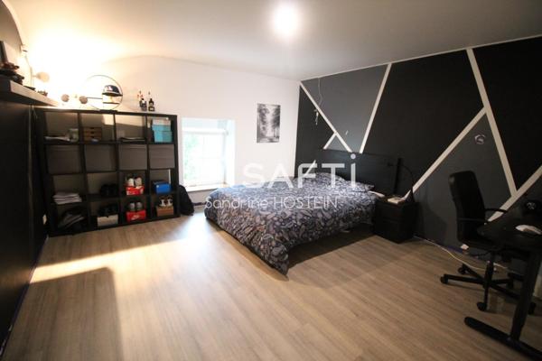 Ancien corps de ferme rénové sur 30ares!