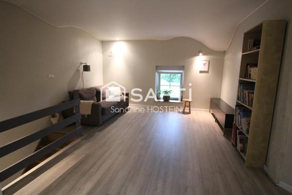 Ancien corps de ferme rénové sur 30ares!