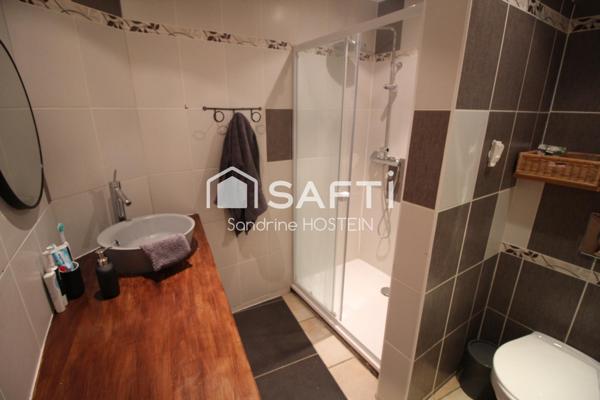 Ancien corps de ferme rénové sur 30ares!