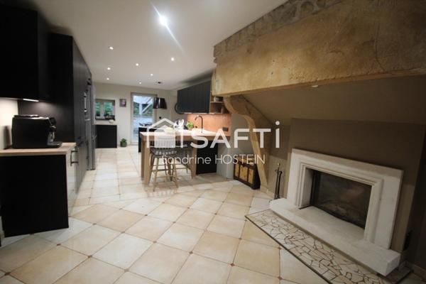 Ancien corps de ferme rénové sur 30ares!