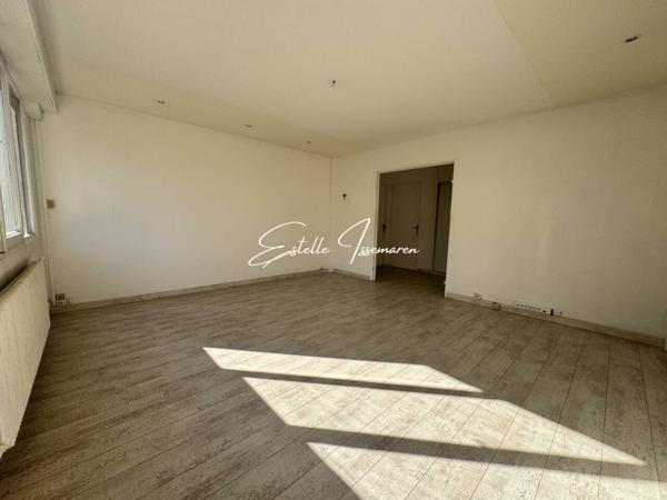 Appartement à vendre 4 pièces de 99 m²