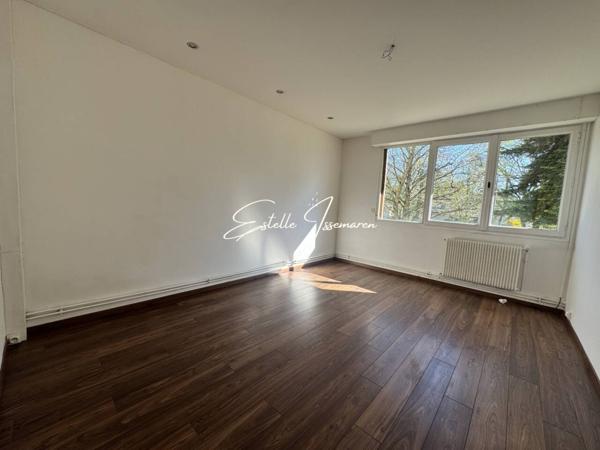Appartement à vendre 4 pièces de 99 m²