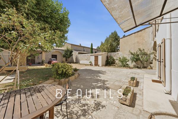Exclusivité. Maison de maître vigneronne aux portes de Nîmes