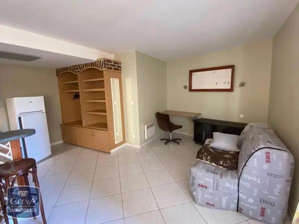 Appartement à louer 1 pièce 36.77m² Tours (37000)