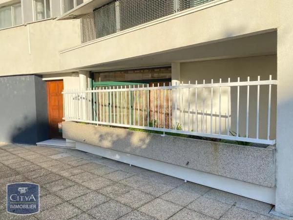Appartement à louer 1 pièce 36.77m² Tours (37000)