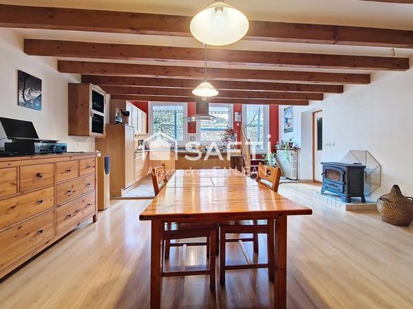 Belle maison de village avec garage et jardin