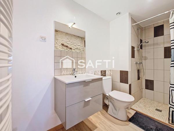 Belle maison de village avec garage et jardin