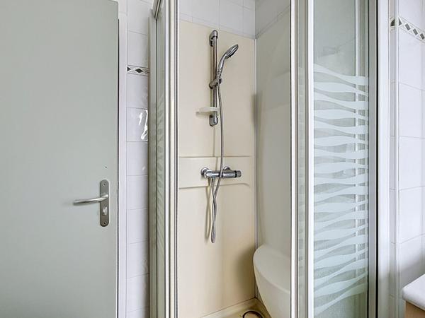 Appartement Aix Les Bains 3 pièces 48.69 m2 dernier étage avec ascenseur vue panoramique et coeur de ville