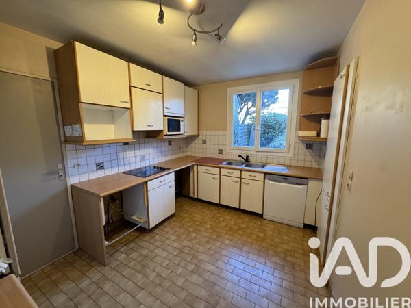 Maison à vendre 9 pièces 154 m² Fontenay-le-Fleury