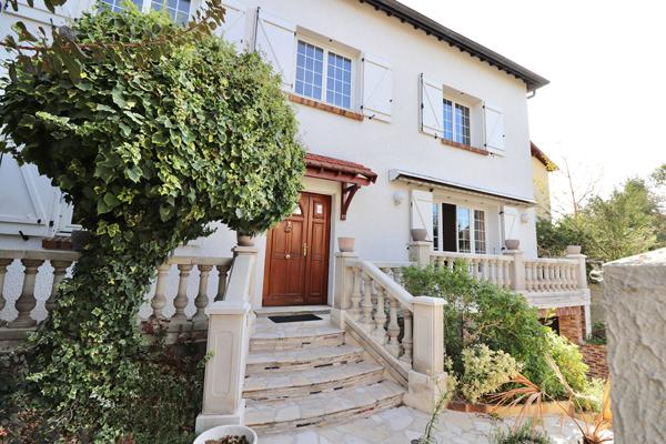 Maison 6 pièces 150 m2 habitable & 200 m2 au sol - VITRY SUR SEINE COTEAU-MALASSIS