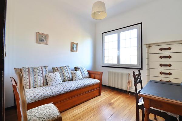 Maison 6 pièces 150 m2 habitable & 200 m2 au sol - VITRY SUR SEINE COTEAU-MALASSIS