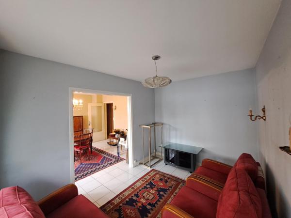 Appartement T4 de 77.86m² à rafraîchir proche hôpital