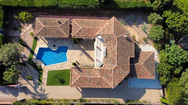 Maison à vendre  6 pièces - 192 m2 CAVALAIRE SUR MER - 83