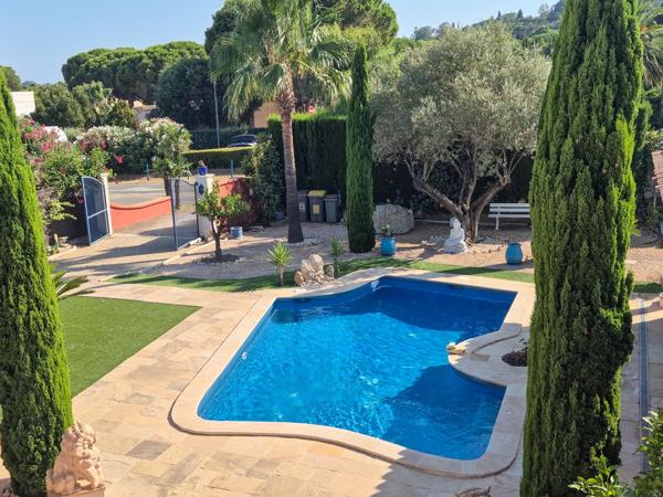 Maison à vendre  6 pièces - 192 m2 CAVALAIRE SUR MER - 83