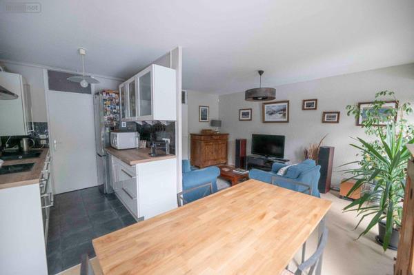 Duplex à vendre à Villeneuve-d'Ascq dans le Nord (59650), ref : 59196-4   
COUSINERIE