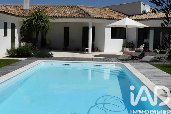 Maison à vendre 6 pièces 219 m² Sainte-Marie-de-Ré
