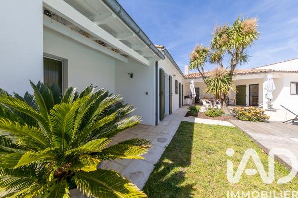 Maison à vendre 6 pièces 219 m² Sainte-Marie-de-Ré