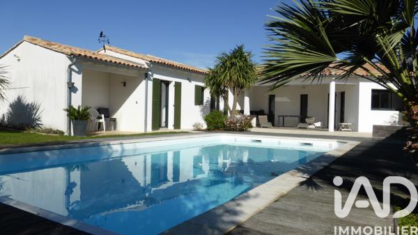 Maison à vendre 6 pièces 219 m² Sainte-Marie-de-Ré