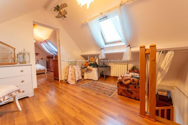 Familiale, lumineuse et fonctionnelle !