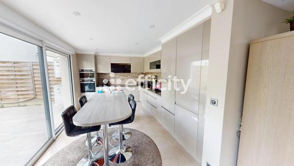 Maison 6 pièces - 235 m² Bien prestige