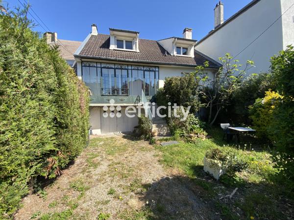 Maison 4 pièces - 120 m² Exclusivité efficity