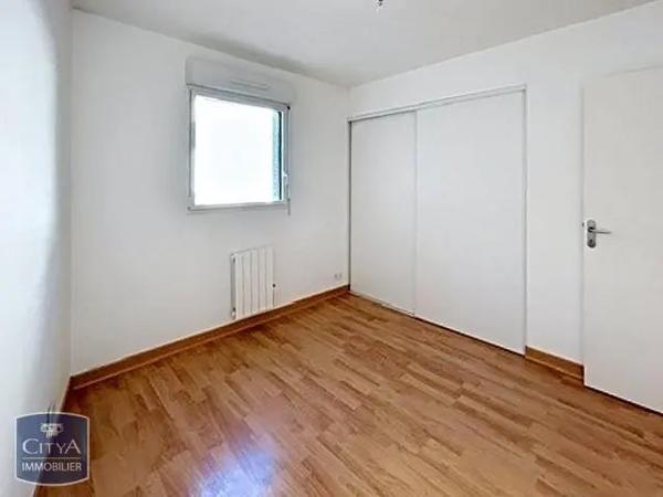 Appartement à louer 3 pièces 77.36m² Saint-Brieuc (22000)