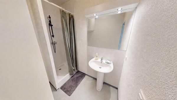 Appartement Grenoble 2 pièce(s) 31 m2