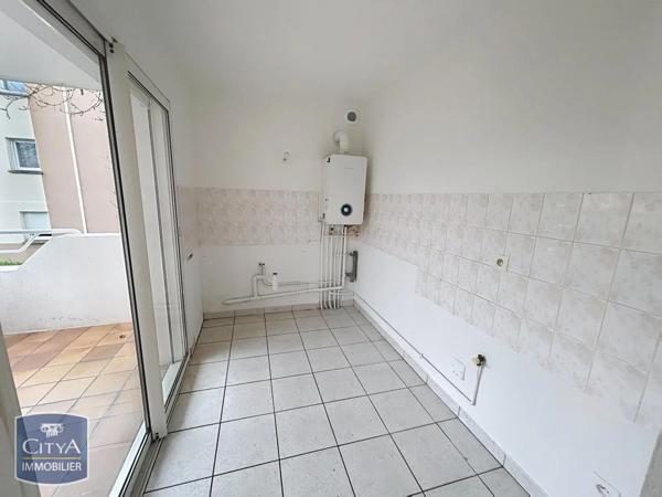 Appartement à louer 4 pièces 96.23m²