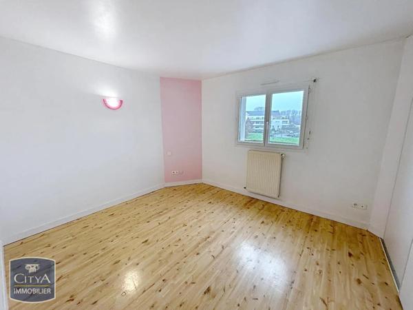 Appartement à louer 4 pièces 96.23m²