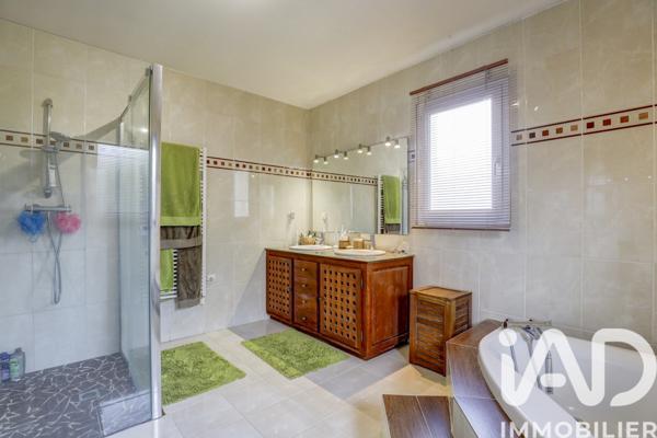 Maison à vendre 7 pièces 185 m² Peyrole